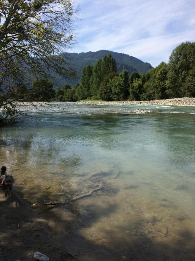 Les Deux Rives Bed & Breakfast Cierp Luaran gambar