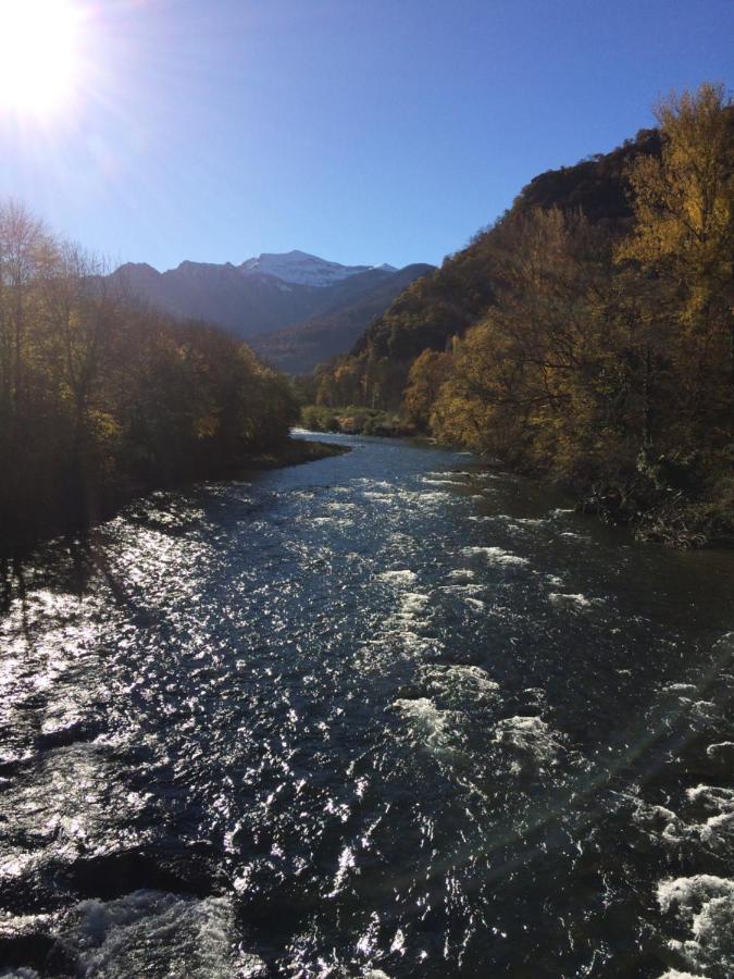 Les Deux Rives Bed & Breakfast Cierp Luaran gambar